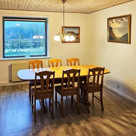 6 Person In Tatil Evi